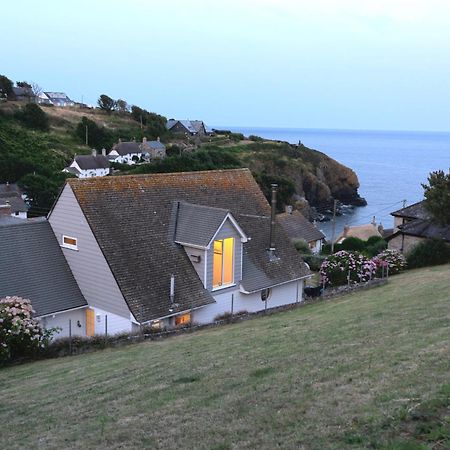 Spinnaker Cadgwith Holiday Home Екстериор снимка