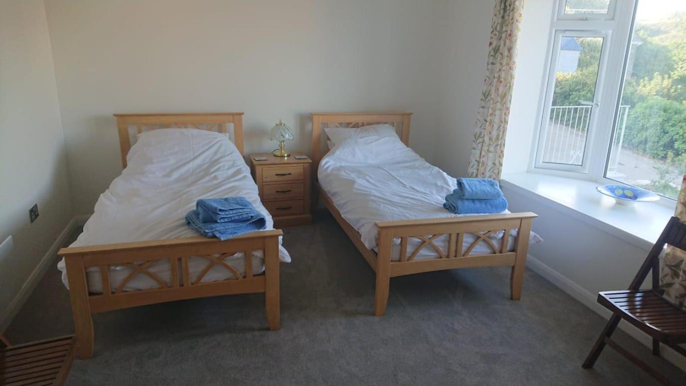 Spinnaker Cadgwith Holiday Home Екстериор снимка